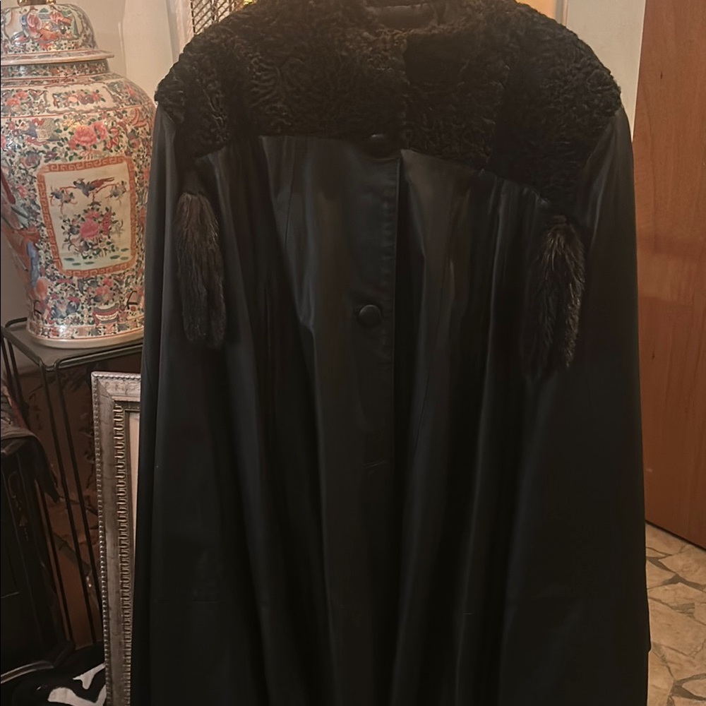 Elegant Black Fur-Trimmed Women's Coat